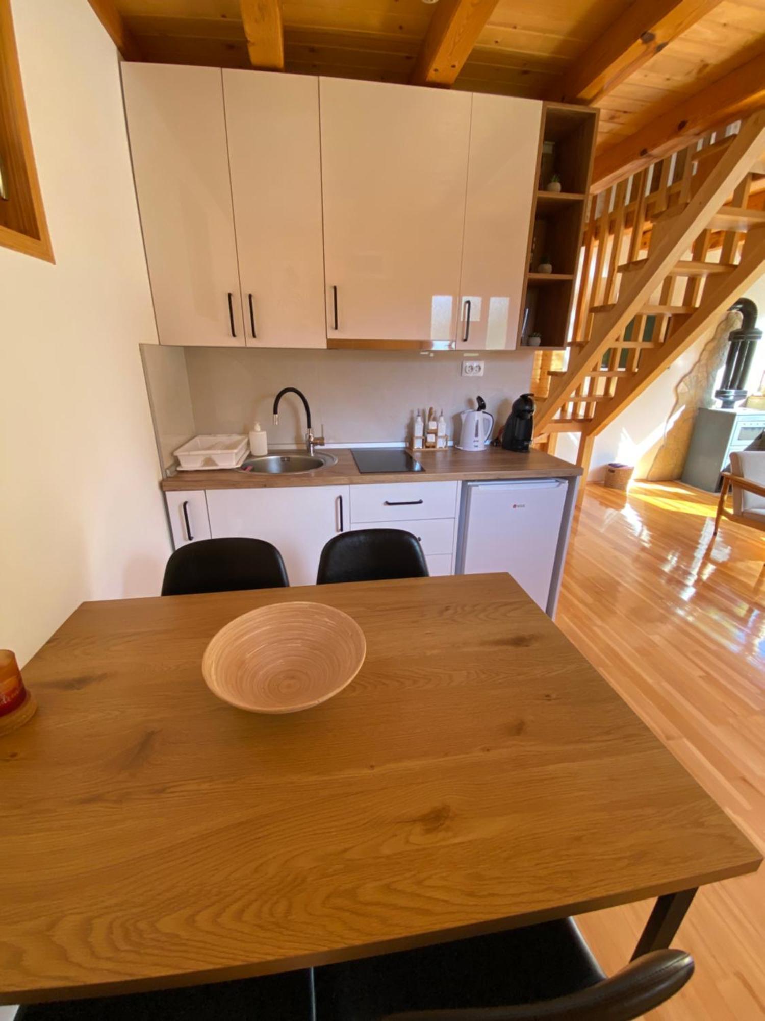 Apartman Lenka โมกราโกรา ภายนอก รูปภาพ