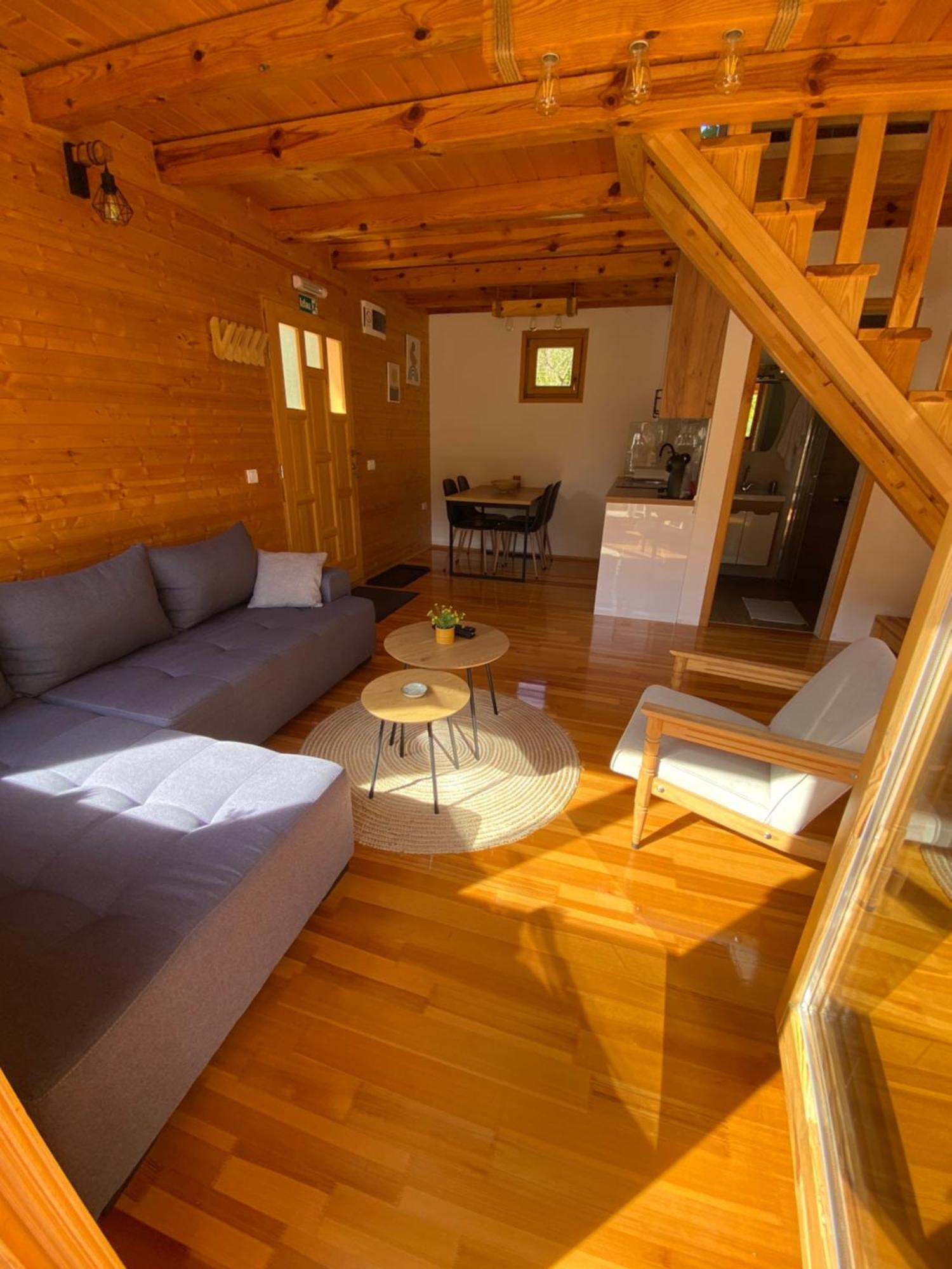 Apartman Lenka โมกราโกรา ภายนอก รูปภาพ