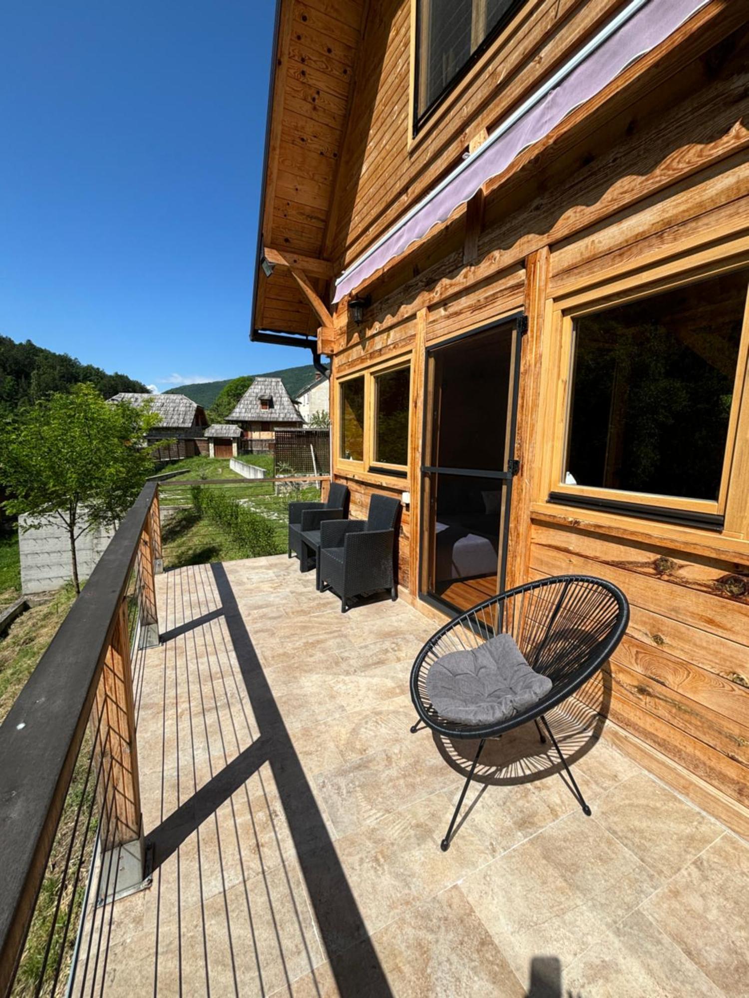 Apartman Lenka โมกราโกรา ภายนอก รูปภาพ